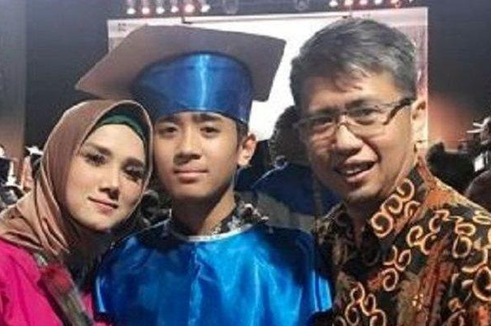Mulan Jameela, Dafy dan Harry Nugraha 