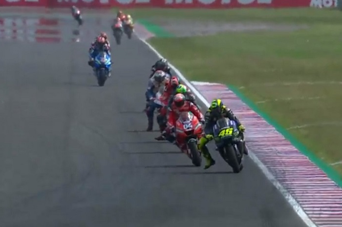 Duel Valentino Rossi dan Andrea Dovizioso di MotoGP Argentina.