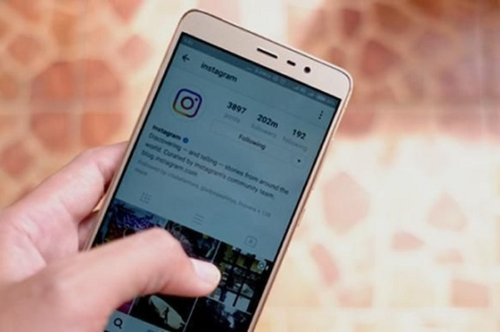 Ilustrasi Instagram