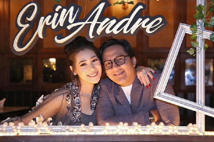 Andre Taulany dan Istri  