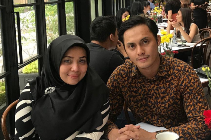 Lelah Fadel Islami dicibir cuma incar hartanya saja, Muzdalifah curhat lagi sampai minta doa kepada masyarakat.