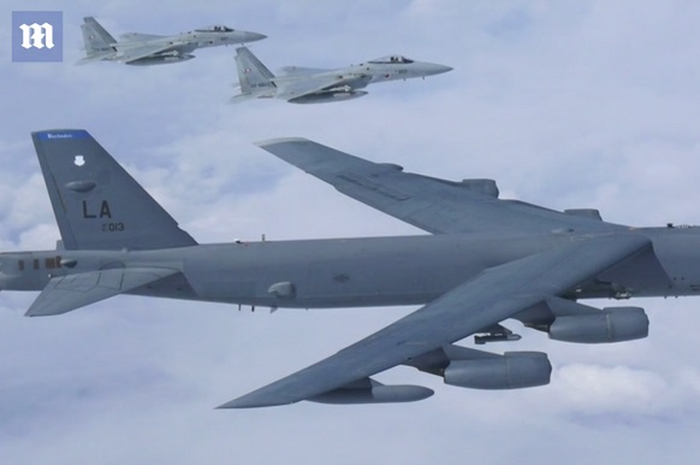 Sikap berbeda ditunjukkan oleh Joe Biden, baru-baru ini dengan terus menggelonggong militernya untuk menggempur Iran.