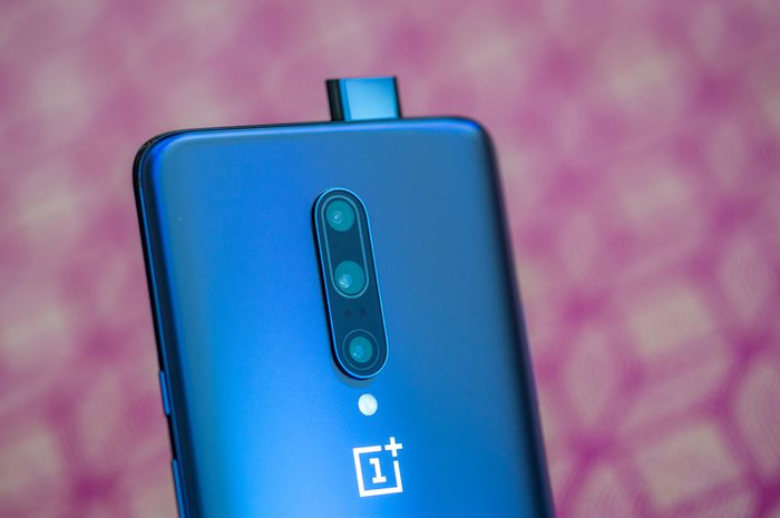 OnePlus 7 Pro hadir dengan pop-up camera