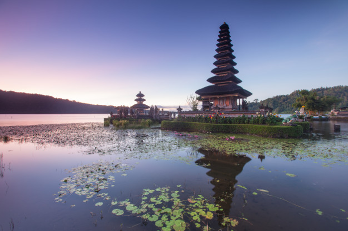 Ilustrasi Pulau Bali. Kondisi geografis Pulau Bali dan Nusa Tenggara berdasarkan peta. 
