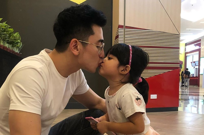 Verrel Bramasta dan Vania 
