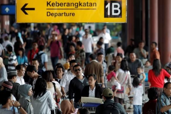 Kasus harian Covid-19 tertinggi di dunia.