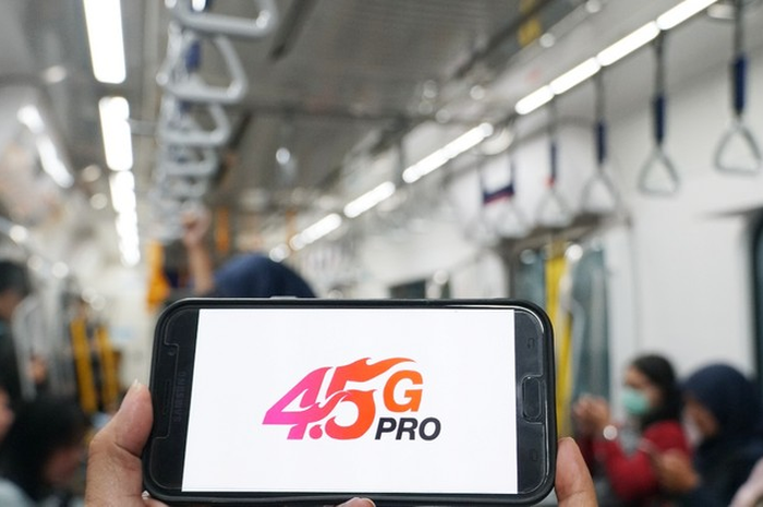 Jaringan 4.5G Tri di stasiun bawah tanah MRT di Jakarta