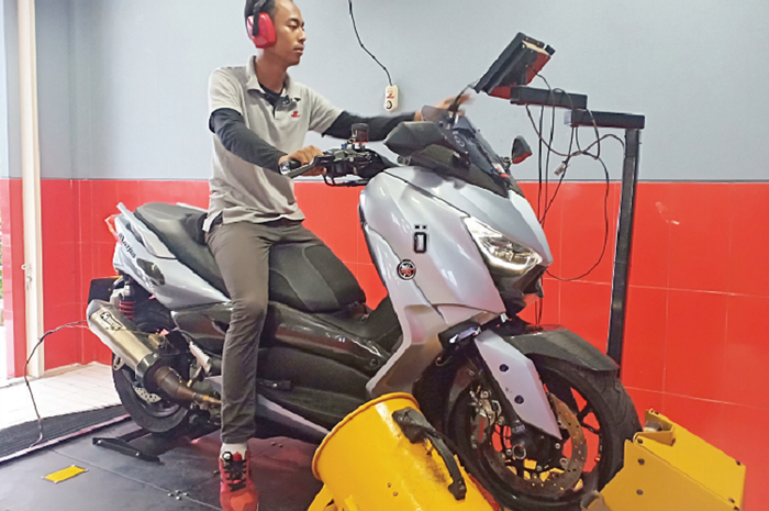 Ilustrasi Dyno test Yamaha XMAX 335 cc.