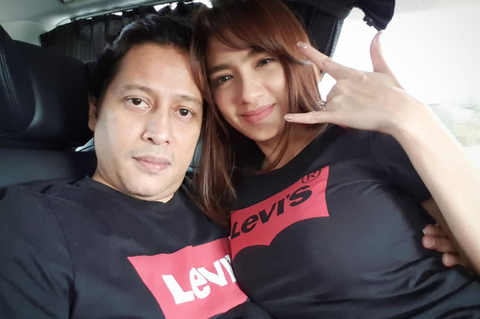 Kebersamaan Angel Karamoy dengan Jose Poernomo.