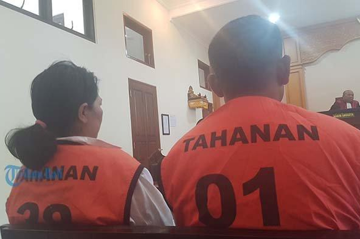 AKS menahan perih di hati karena suaminya, KG (47) menikah secara adat Bali dengan perempuan lain, PS (46) tanpa izin atau persetujuannya.