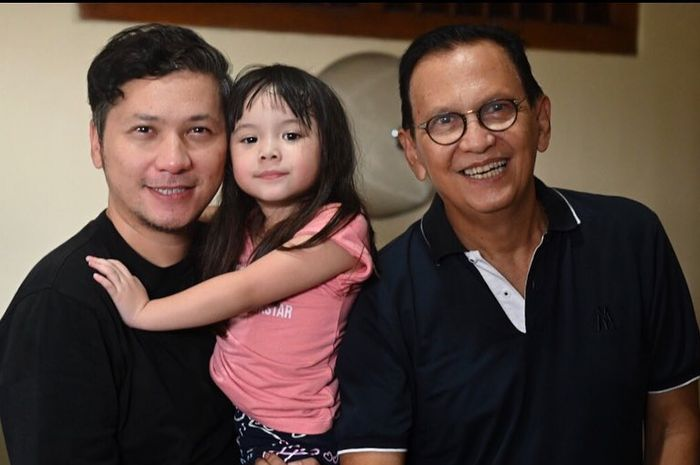 Rumah Tangga Anaknya Hancur Diterpa Badai Perceraian, Roy Marten Sambil Berkaca-kaca Berikan Pesan Menyentuh Ini untuk Gading Marten dan Gempi