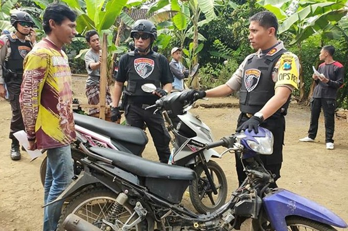 Polres Lumajang gerebek motor bodong Yamaha Vega R