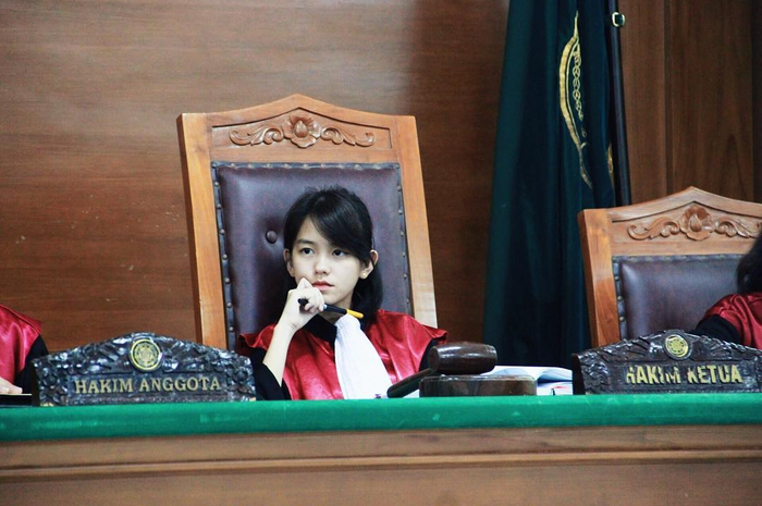 Viral Foto Seorang Hakim Cantik di Medsos, Sang Pemiliki Berpesan: 'Jangan Diculik Ya'
