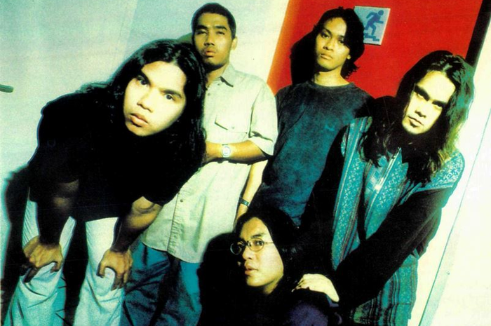 cerita ahmad dhani dalam album bintang 5 saat ditemui oleh Hai