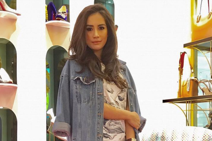 Shinta Bachir akui sempat jadi wanita simpanan jenderal bintang 3