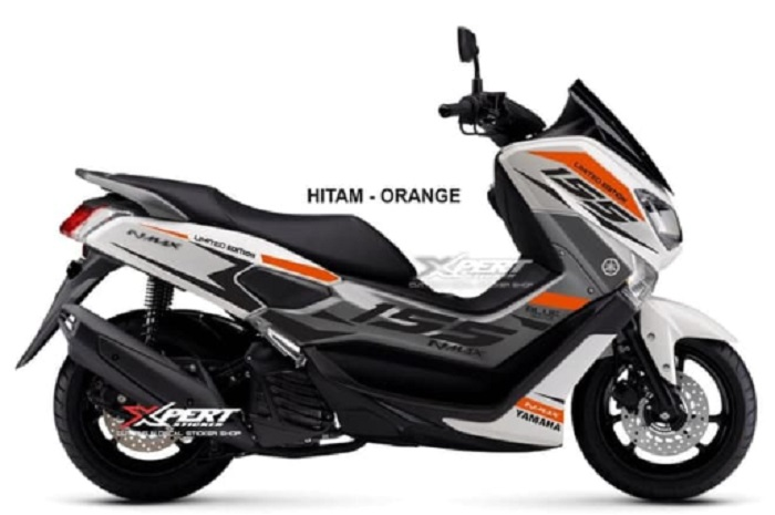 Yamaha NMAX tampil keren dengan sticker sesuai pilihan pemilik motor.