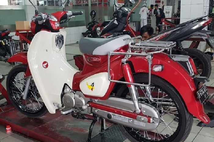 Honda Super Cub C125 diservis.