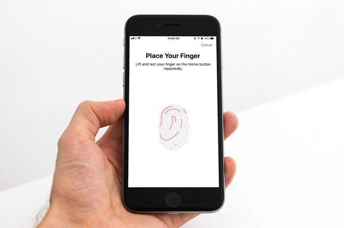 Ilustrasi sensor Touch ID iPhone