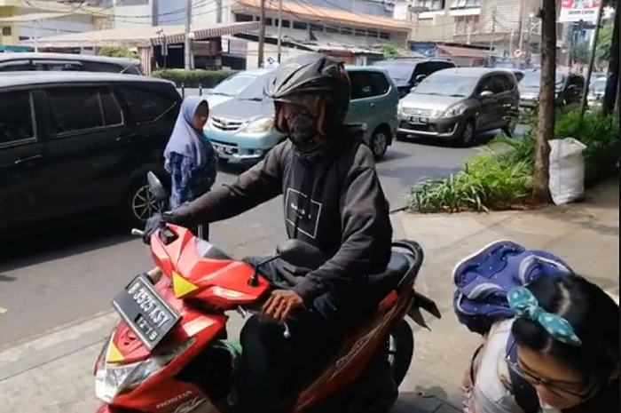 Polisi sudah mengantongi identitas pemotor yang hampir tabrak anak kecil di trotoar