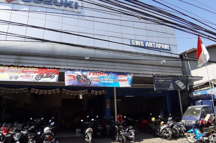 Dealer motor Suzuki.