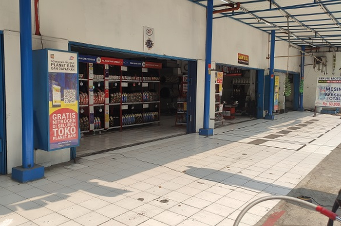 Planet Ban Kebon Jeruk, Jakarta Barat