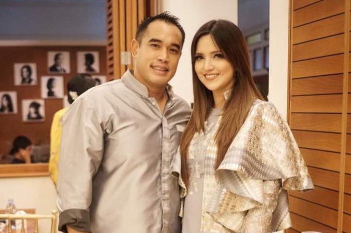 Nia Ramadhani dan Ardie Bakrie