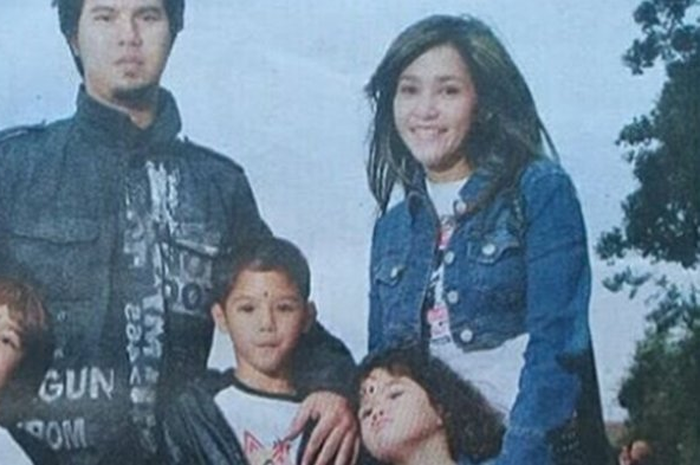Ahmad Dhani dan Maia Estianty bersama ketiga putranya