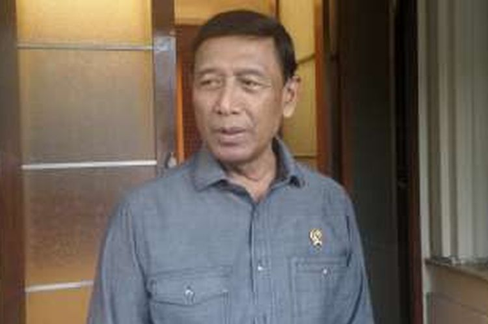 Viral Video Detik-detik Menko Polhukam Wiranto Ditusuk Orang Tak Dikenal di Banten