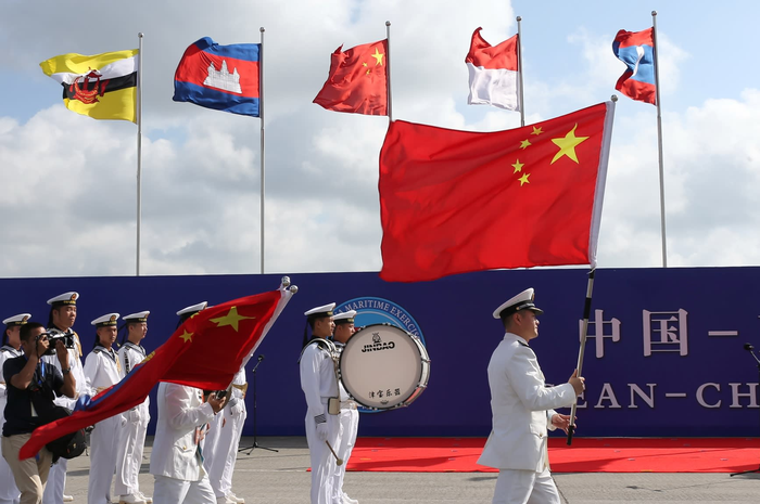 Beijing mendorong ketergantungan menggunakan kontrak buram, melakukan praktik peminjaman dan kesepakatan pada negara kecil.