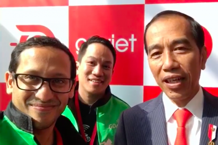 Dalam surel Nadiem Makarim untuk karyawan Gojek, terungkap alasan dirinya memiih Kevin Aluwi dan Andre Soelistyo sebagai pengganti dirinya.