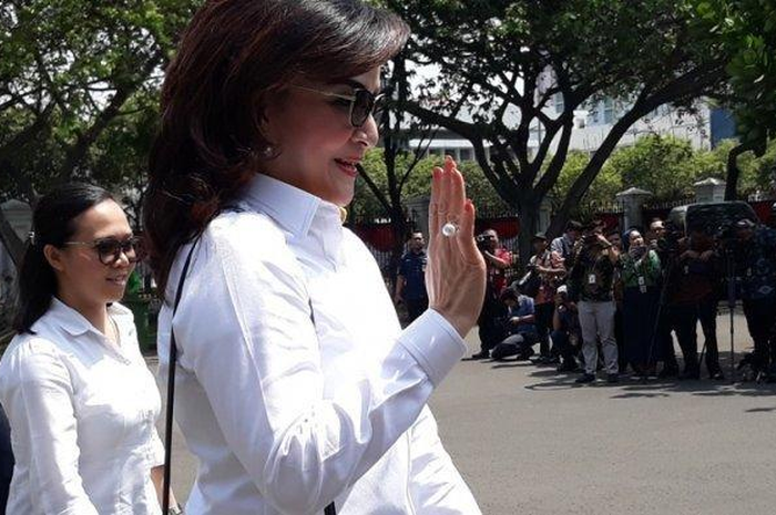 Tetty Paruntu di Istana Negara, Jakarta.