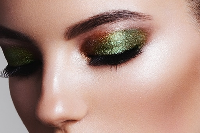 Eyeshadow shimmer