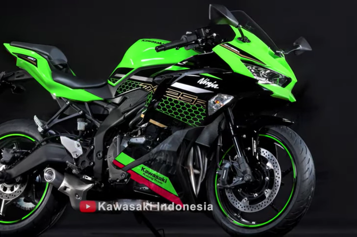 Kawasaki Ninja ZX-25R yang merupakan Ninja 250 4 silinder resmi meluncur