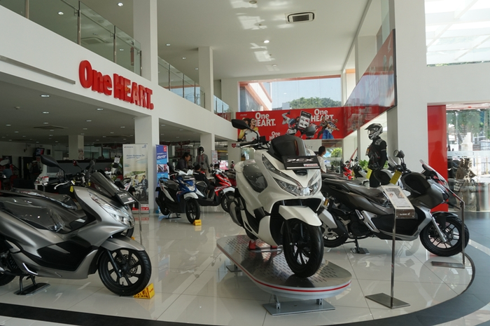 Honda PCX 150 dan ADV150