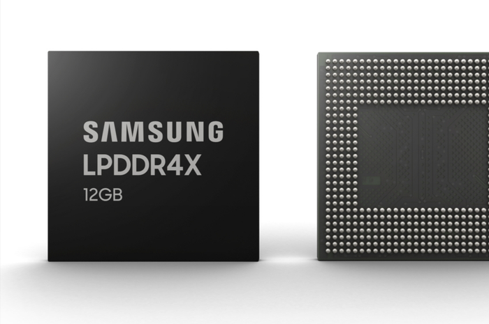 RAM 12GB milik Samsung
