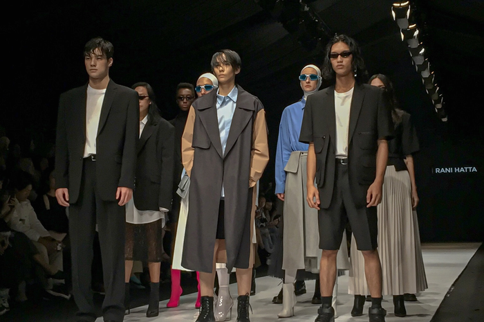 Jakarta Fashion Week 2020: Rani Hatta Hadirkan Koleksi Modest Wear Perpabduan Feminin dan Maskulin