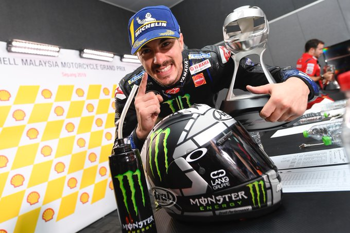 Maverick Vinales jagokan mendiang Afridza Syach Munandar di Asia Talent Cup (ATC) 2019. Pembalap Spanyol ini mendedikasikan kemenangan MotoGP Malaysia 2019 buat mendiang Afridza Syach Munandar