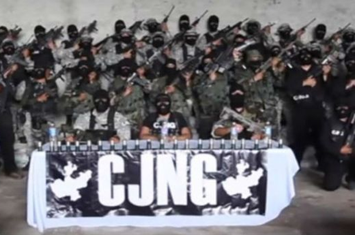 Demi memperbesar hegemoninya, mereka sering melakukan pembantaian secara sporadis pada siapapun dalam upaya perang narkoba.