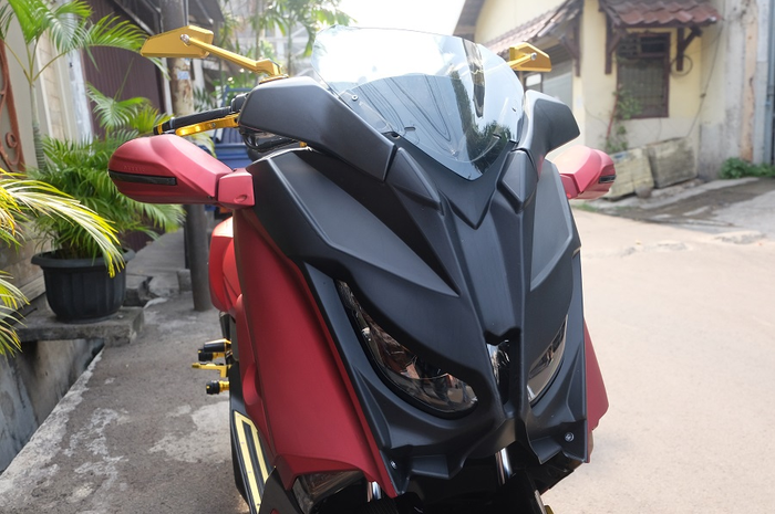 Cover bodi depan NMAX ala XMAX, mirip banget