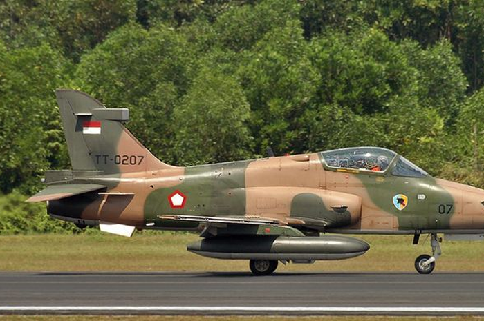 Pesawat BAE Hawk 209 milik TNI Angkatan Udara