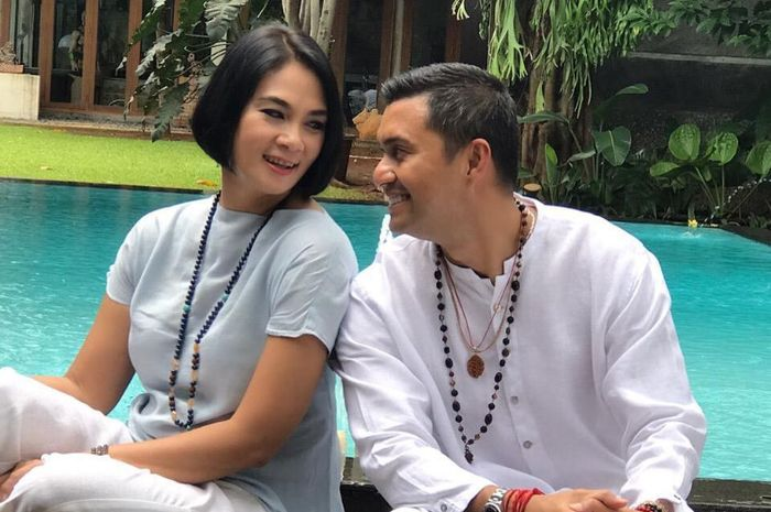 Dian Nitami dan Anjasmara