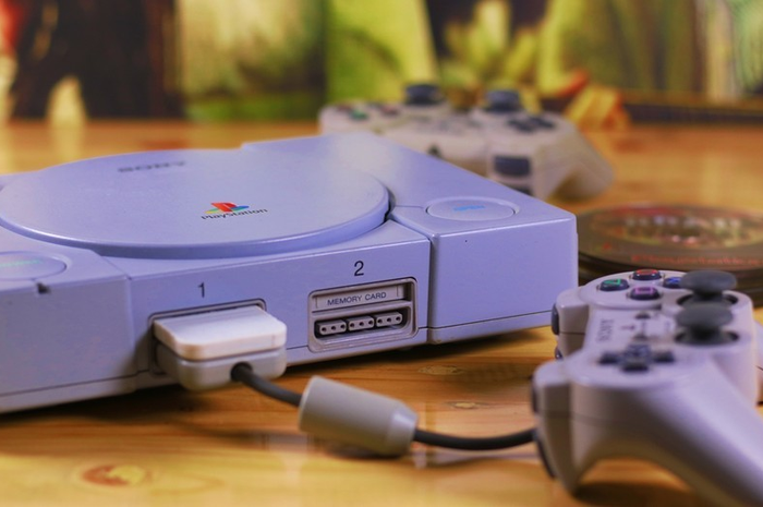 Konsol PlayStation generasi pertama