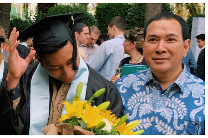 Serunya kebersamaan Darma Mangkuluhur bareng sang Papa, Tommy Soeharto!