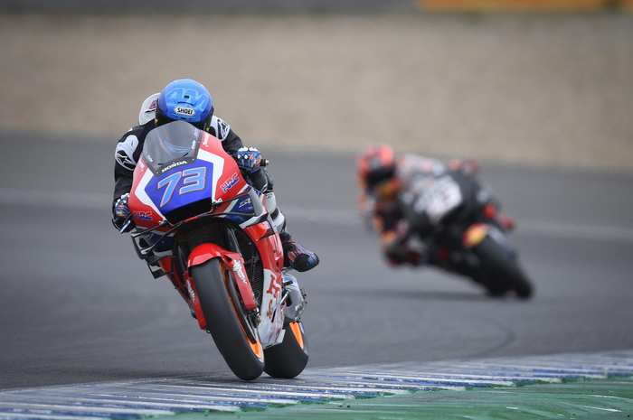 Alex Marquez enggak takut menghadapi musim baru di kelas MotoGP.