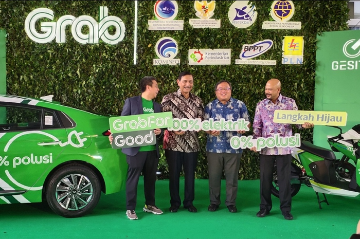 Acara launching kendaraan listrik hasil kerjasama Grab dan Kementerian Indonesia