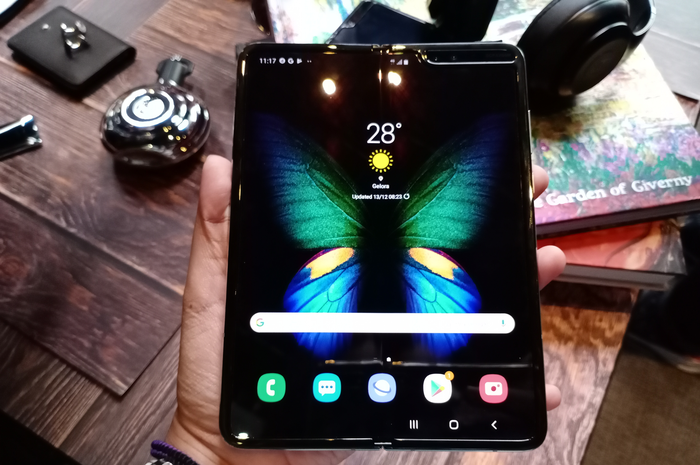 Samsung Galaxy Fold.