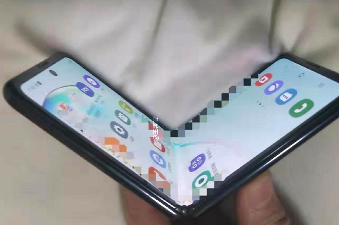 Dugaan desain Galaxy Fold mendatang