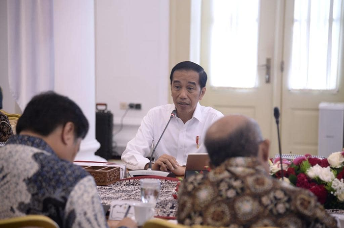 Intip Kebiasaan Tak Lazim Jokowi Kala Dirinya Sedang Santai 