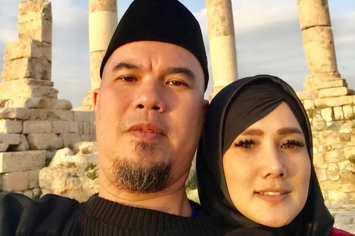Ahmad Dhani dan Mulan Jameela 