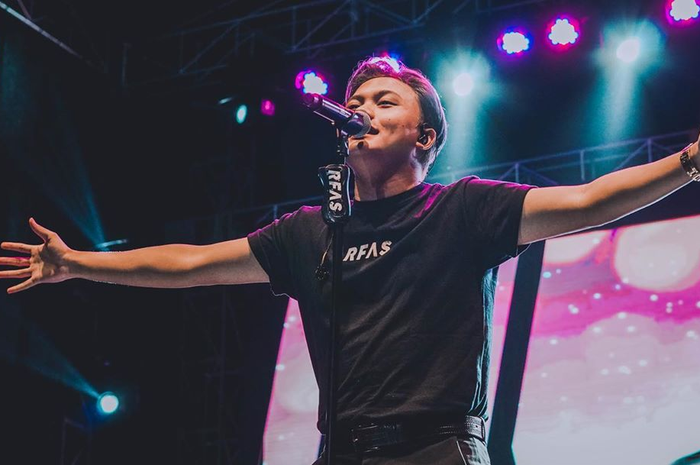 Rizky Febian